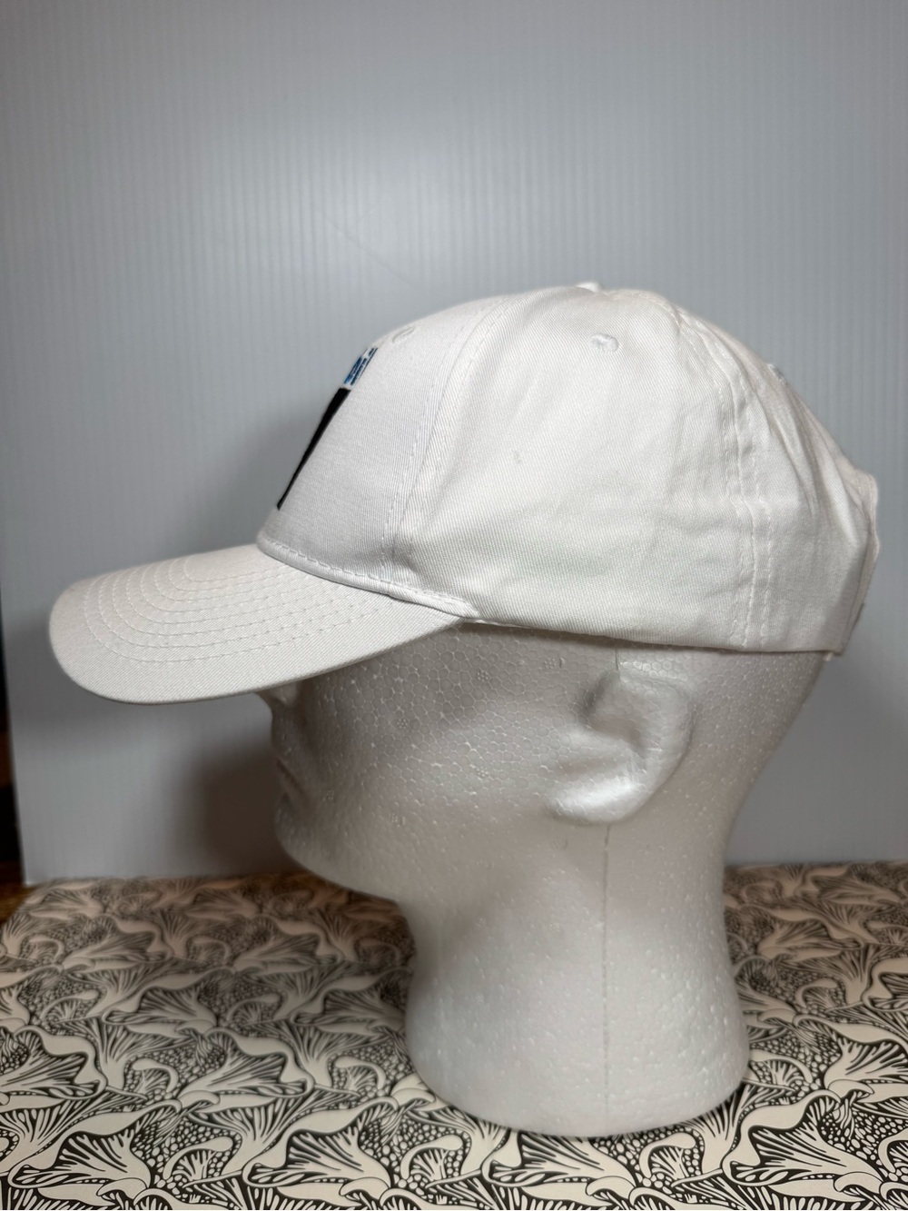 Mobil 1 White Baseball Cap with Embroidered Logo 🏎️ 💨  NWOT - Picture 4 of 7